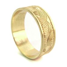 wedding rings/yellow gold wedding sets