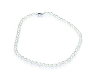 Classic Handcrafted Pearl Necklace
