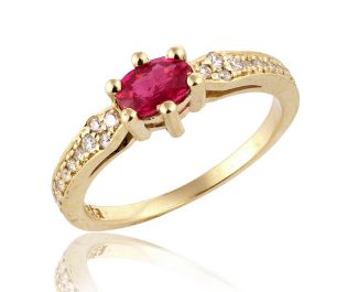 Antique Ruby Glittering Yellow Gold Ring